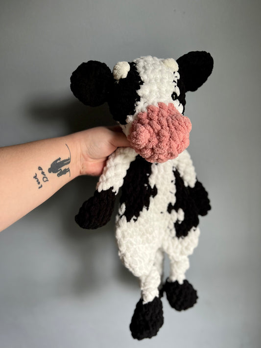 Cope the Cow Knotted Lovey